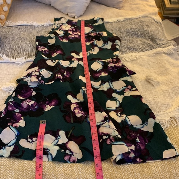 Banana Republic Floral Peplum Dress - Size 8 - Picture 6 of 7